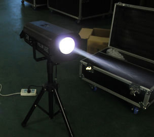 O zumbido 7r 230w segue luzes do disco do DJ dos dispositivos elétricos de iluminação da fase do teatro do ponto